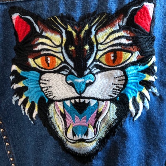 Silver Studded Jean Denim Jacket Tiger - Size Medium - NEW - Picture 3 of 7